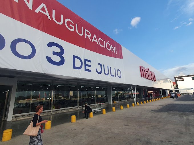 Fachada de Makro Valencia